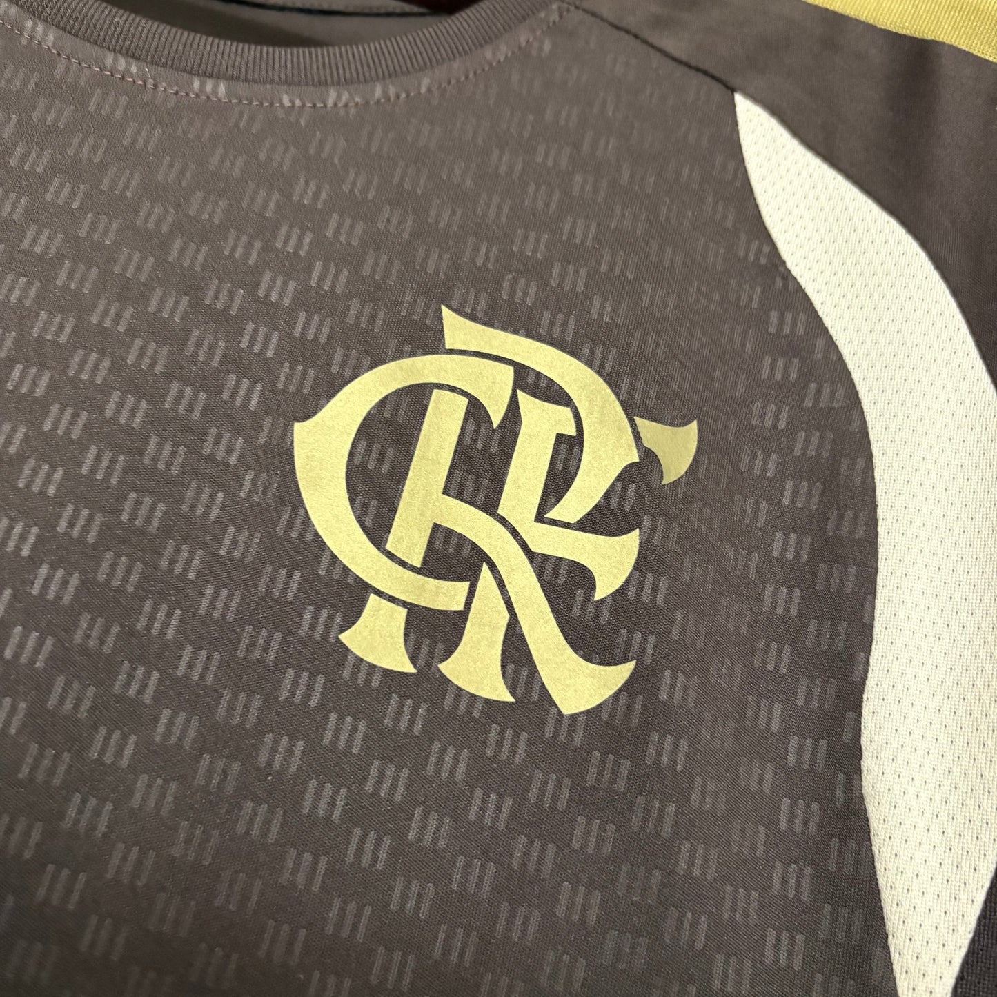 Camisa Flamengo Treino 2 2526 - Versão Torcedor