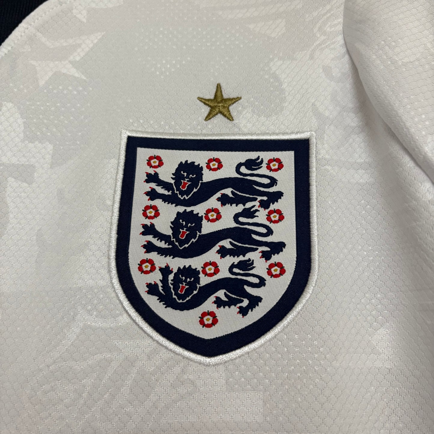 Camisa Inglaterra I 26/27 - Torcedor